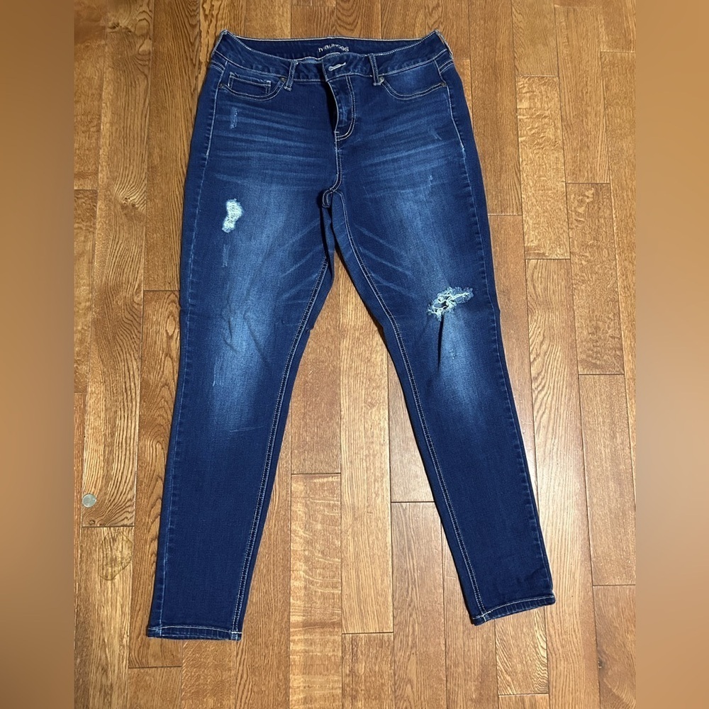 Stylish Navy Distressed Skinny Jeans